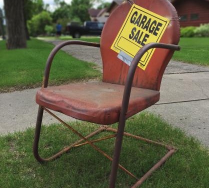 Garage Sale Real Estate – Make Money in Real Estate and be Dead Broke Doing It!