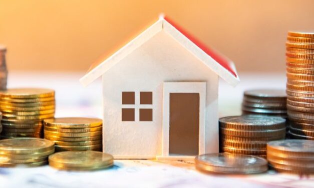 HOW TO MAKE MONEY IN REAL ESTATE