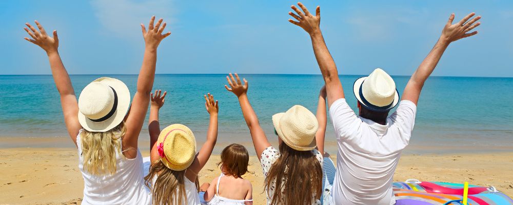 Investing in Real Estate for Global Freedom: Strategies to Maximize Cash Flow and Build Wealth with Healthy, Rich and Happy